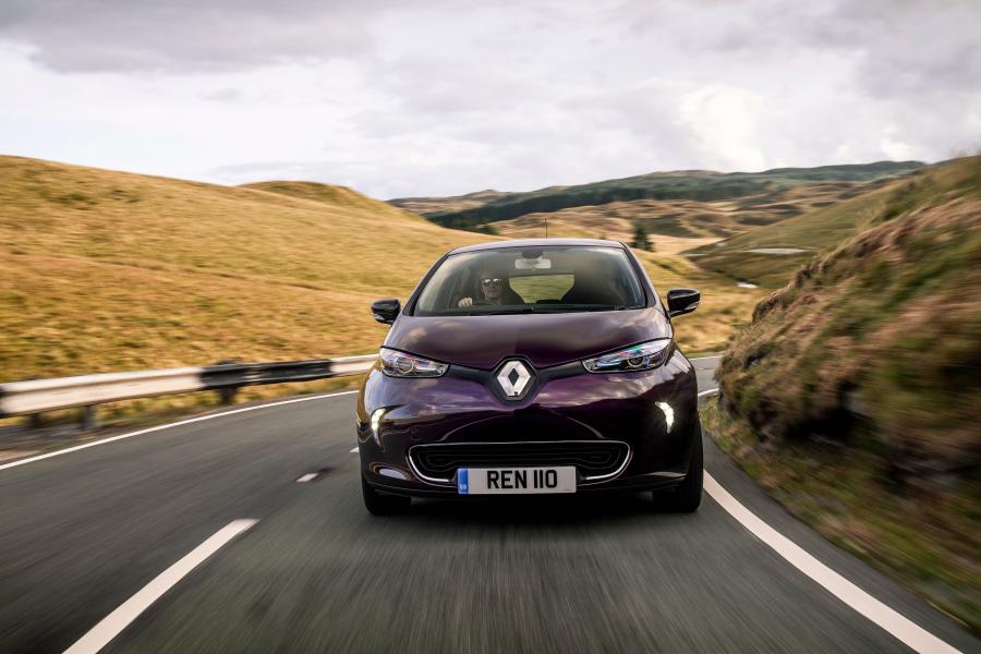  Renault Zoe Z.E. 40 R110 2018 года  (UK) (фото 3 из 32)